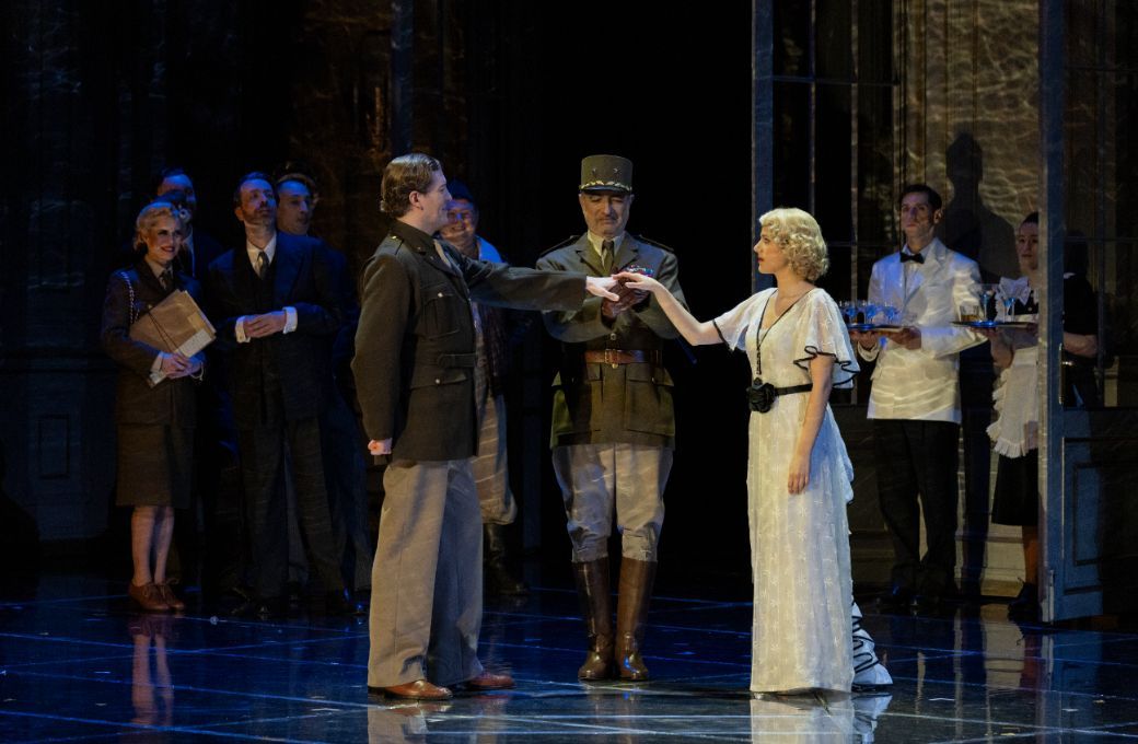 <i>M&eacute;d&eacute;e</i> au Palais Garnier &copy; Elisa Haberer / Op&eacute;ra national de Paris