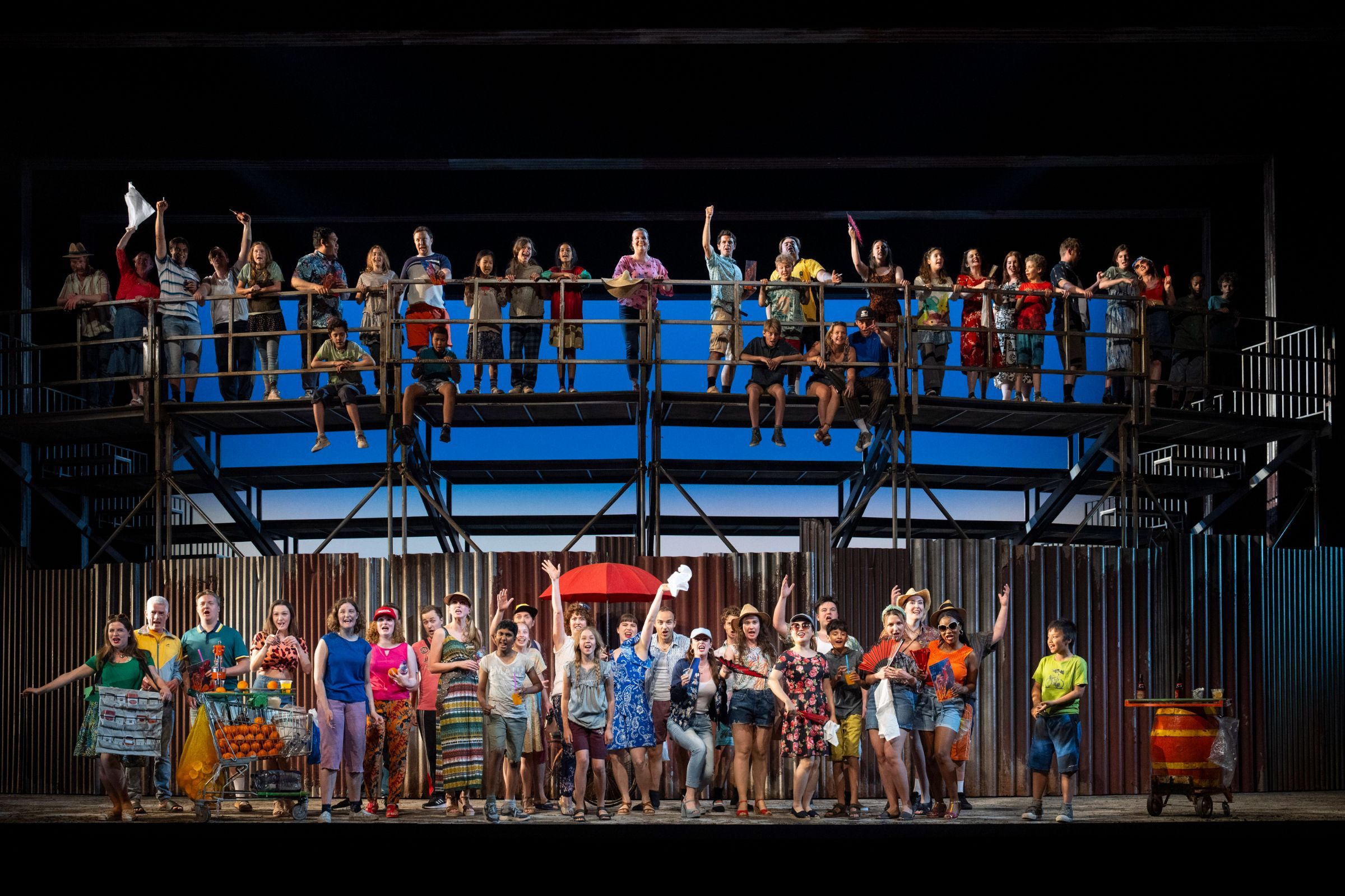 Glyndebourne Chorus, Glyndebourne Youth Opera, and Trinity Boys Choir &copy; Glyndebourne Productions | Richard Hubert Smith