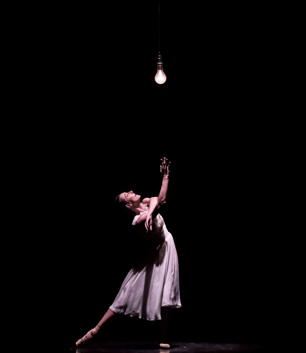 Marge Hendrick as Blanche in <i>A Streetcar Named Desire</i> © Zoe Martin