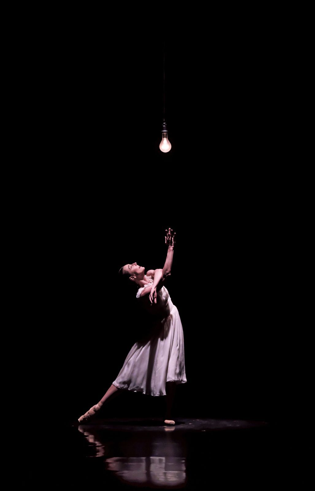 Marge Hendrick as Blanche in <i>A Streetcar Named Desire</i> © Zoe Martin