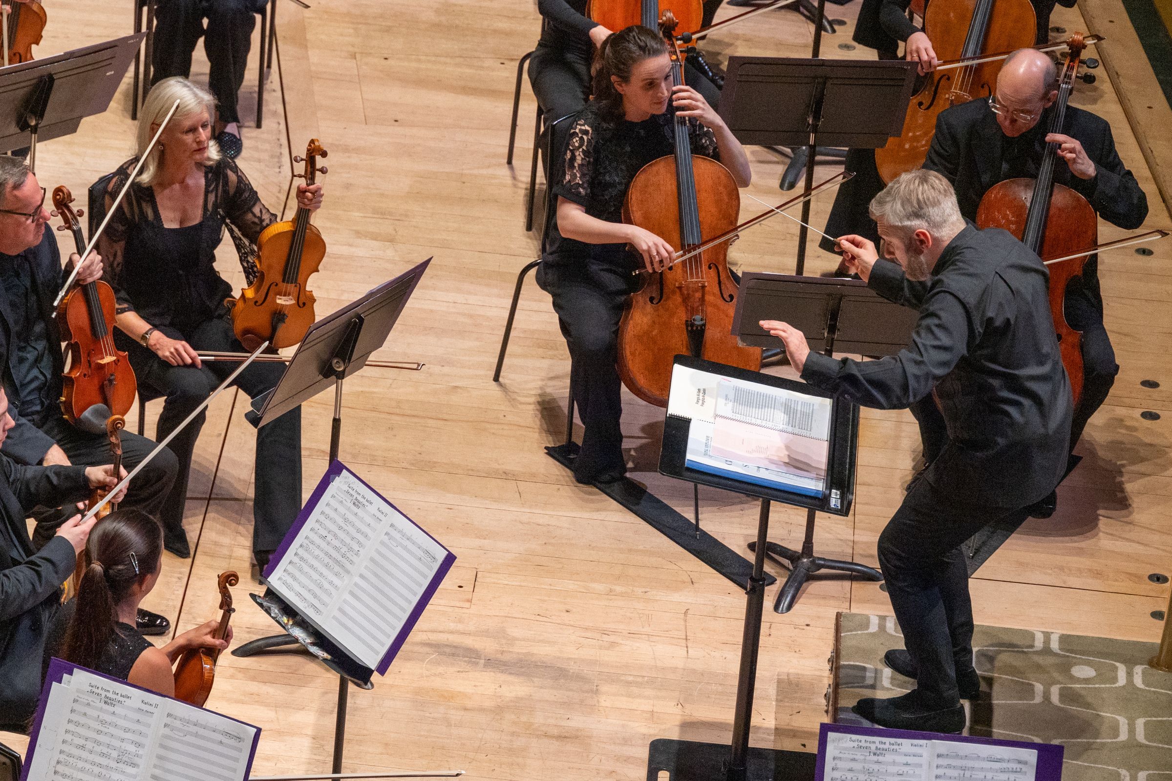 Kirill Karabits conducts the Bournemouth Symphony Orchestra © Pete Woodhead