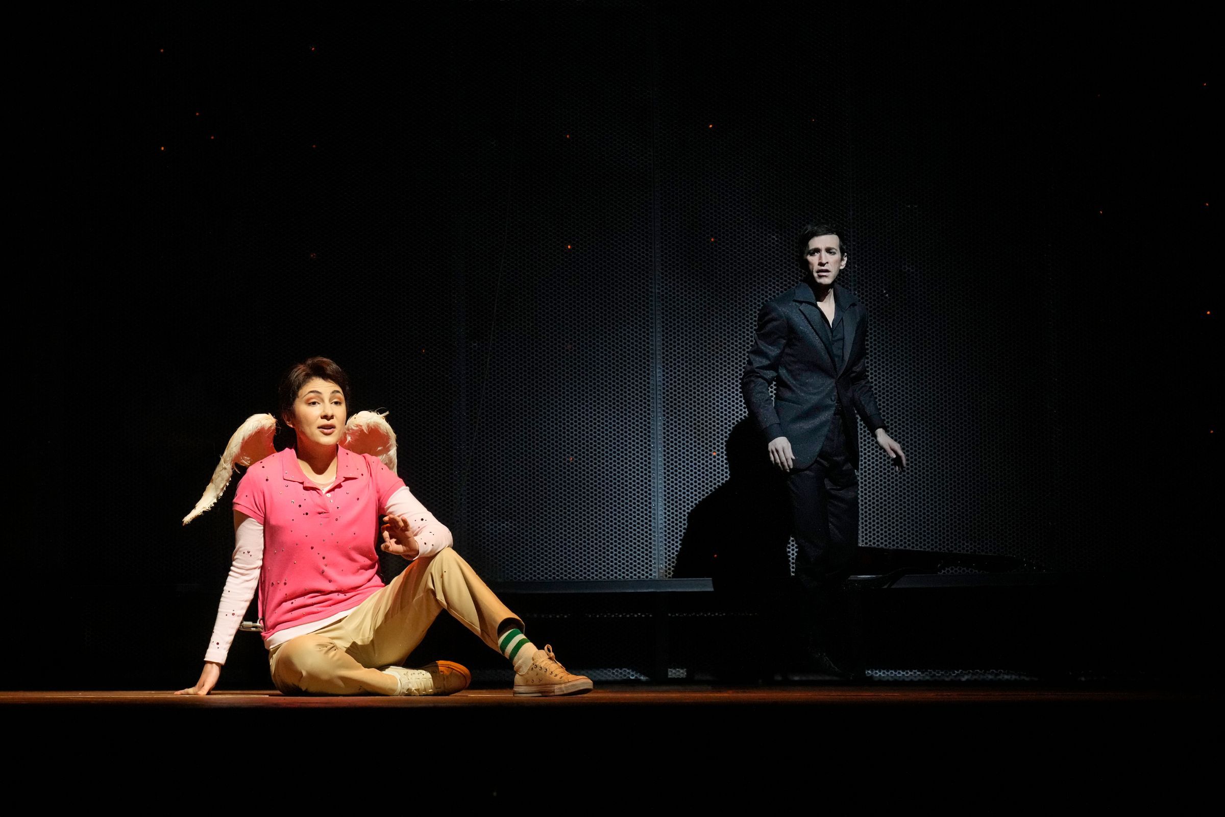 Elena Villalón (Amore) and Anthony Roth Costanzo (Orfeo) &copy; Ken Howard | Met Opera