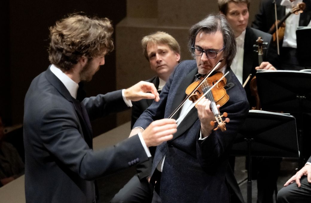 Lorenzo Viotti und Leonidas Kavakos &copy; Monika Rittershaus