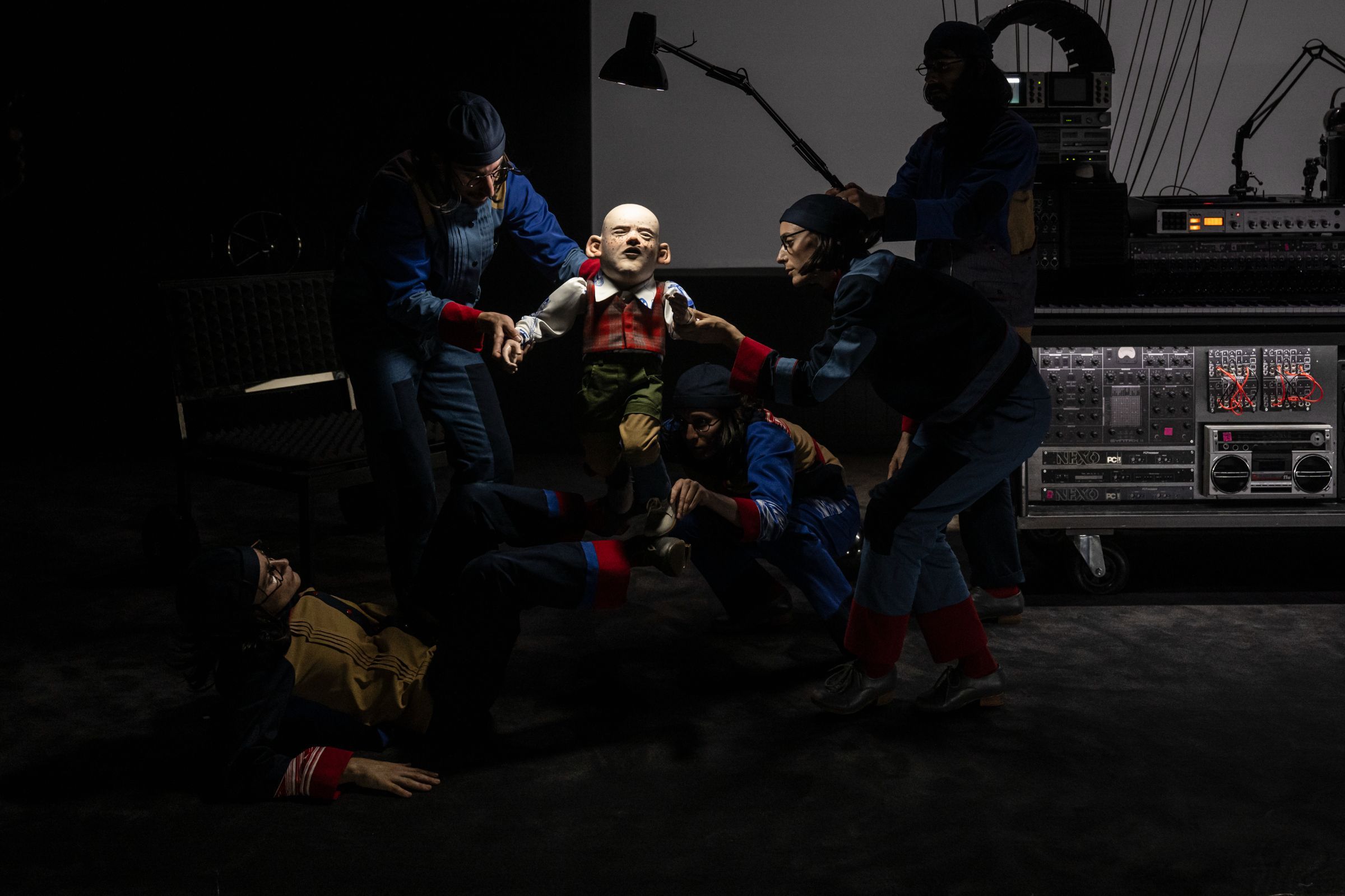 <i>Firmamento</i> de Marcos Morau © May Zircus