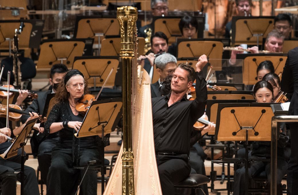 Xavier de Maistre and the Singapore Symphony Orchestra &copy; Jack Yam | Singapore Symphony Orchestra