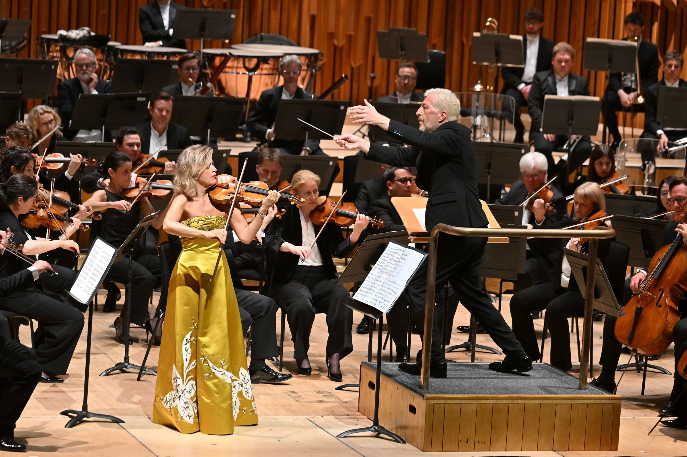Anne-Sophie Mutter, Thomas Adès and the LSO &copy; LSO | Mark Allan
