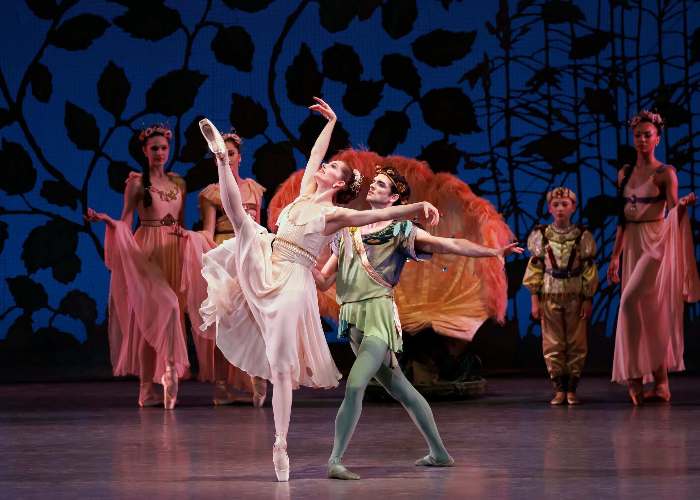 Unity Phelan and Peter Walker in George Balanchine's <i>A Midsummer Night's Dream</i> © Erin Baiano