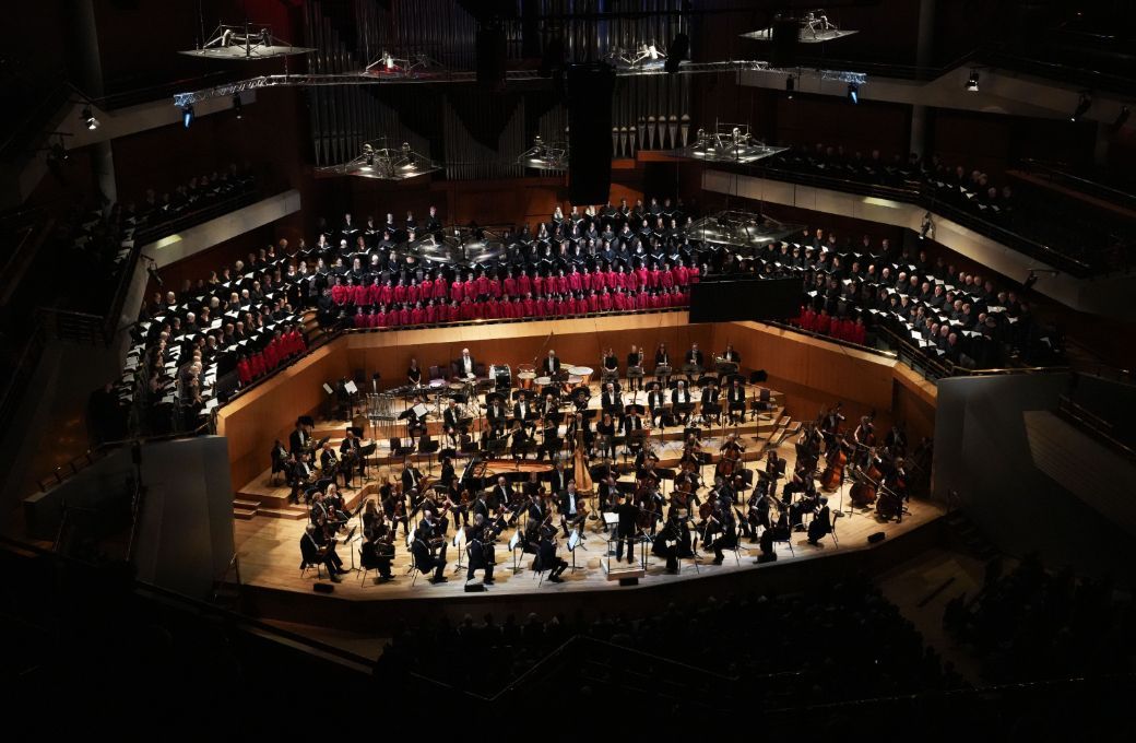 The Hall&eacute; Choirs and Hall&eacute; &copy; Alex Burns | The Hall&eacute;