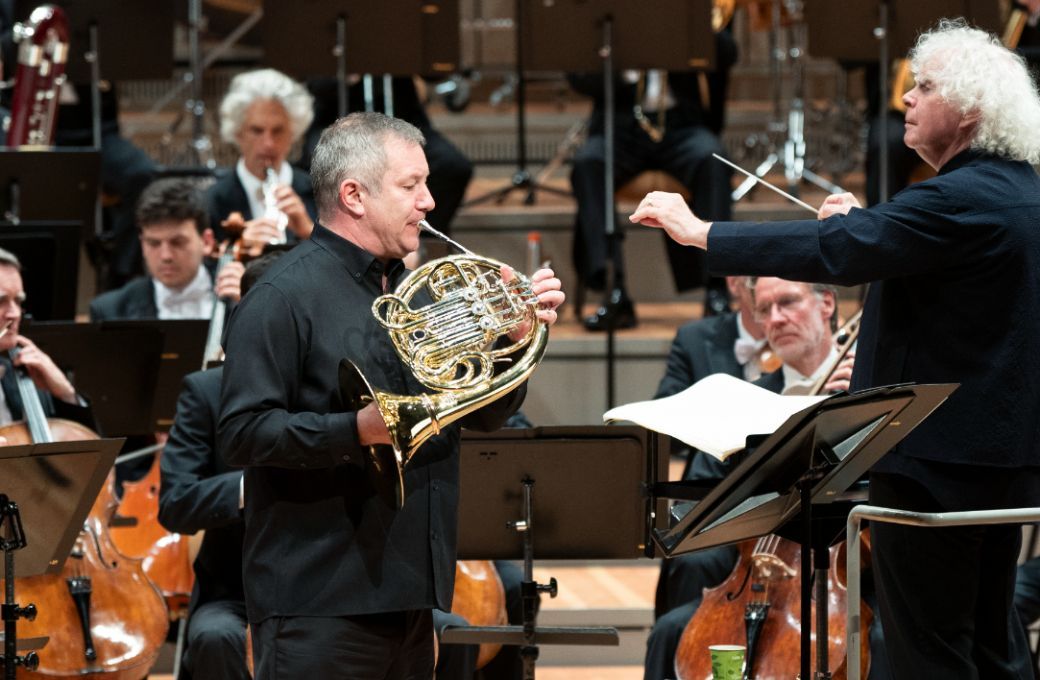 Stefan Dohr, Sir Simon Rattle and the Berliner Philharmoniker © Lena Laine
