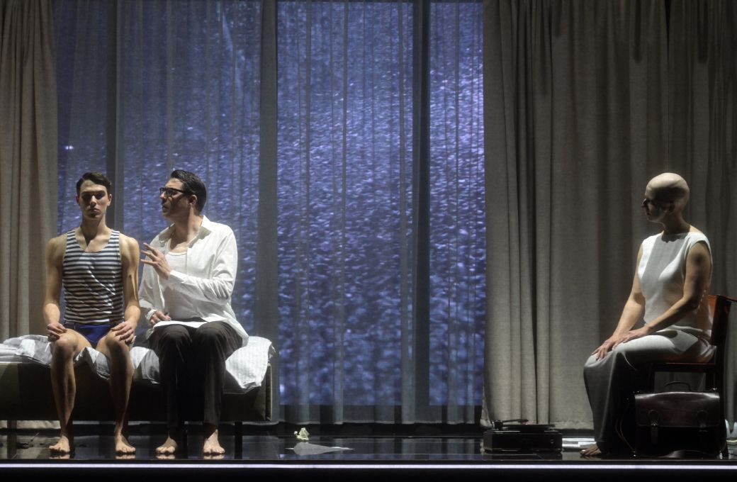 Henri Klein (Ein junger Student), Marco Jentzsch (Tannhäuser) und Dshamilja Kaiser (Venus) © Barbara Aumüller