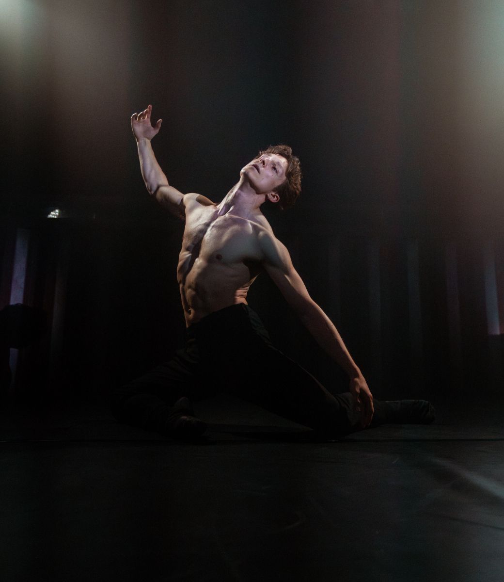 The Royal Ballet's Joshua Junker in his own <i>324a</i> &copy; G.S.