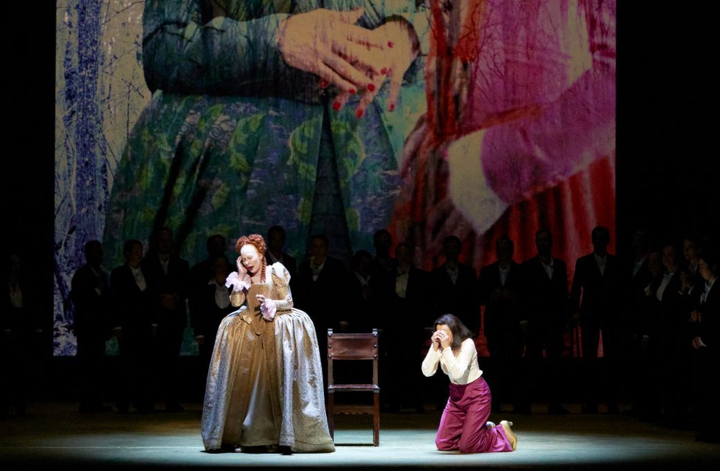 Elsa Dreisig (Elisabetta) und Stéphanie d'Oustrac (Sara) © Grand Théâtre de Genève | Magali Dougados