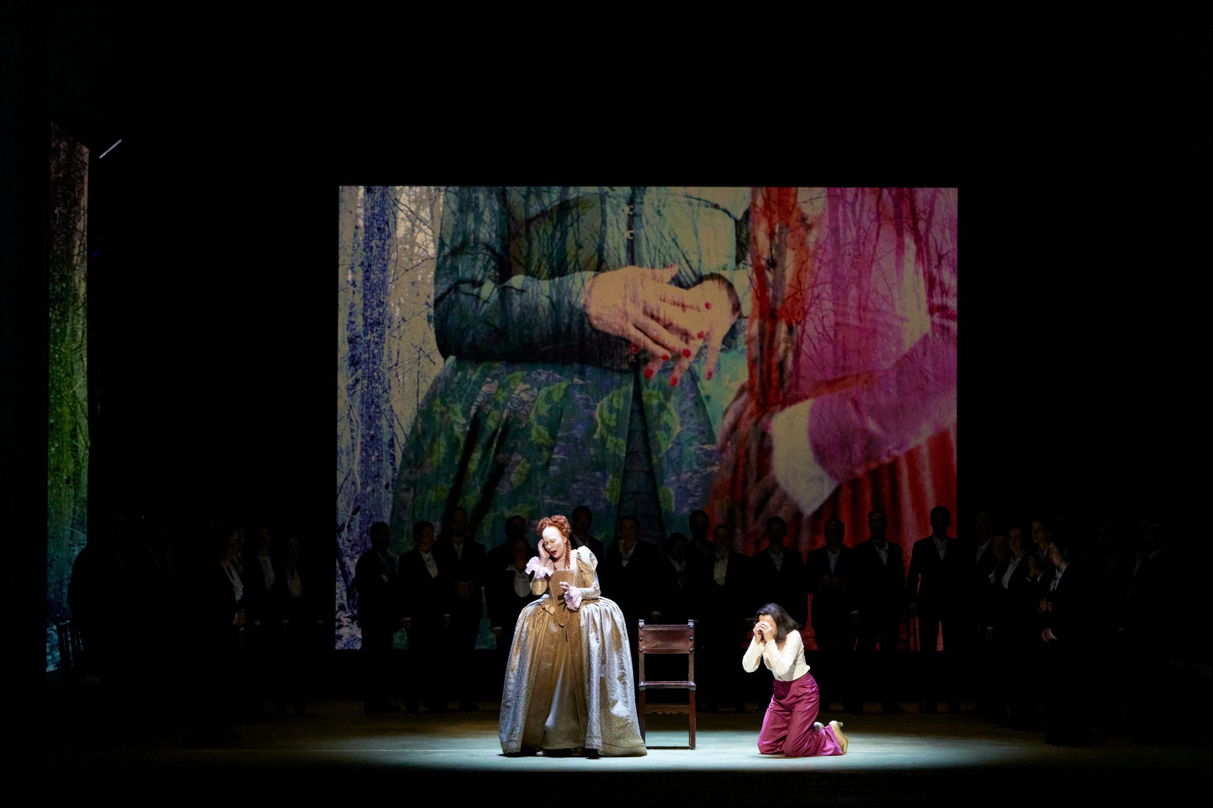 Elsa Dreisig (Elisabetta) und Stéphanie d'Oustrac (Sara) © Grand Théâtre de Genève | Magali Dougados