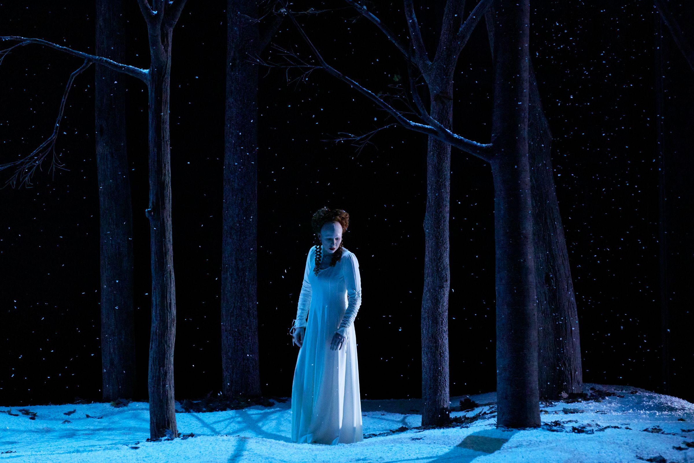 Elsa Dreisig (Elisabetta) © Grand Théâtre de Genève | Magali Dougados