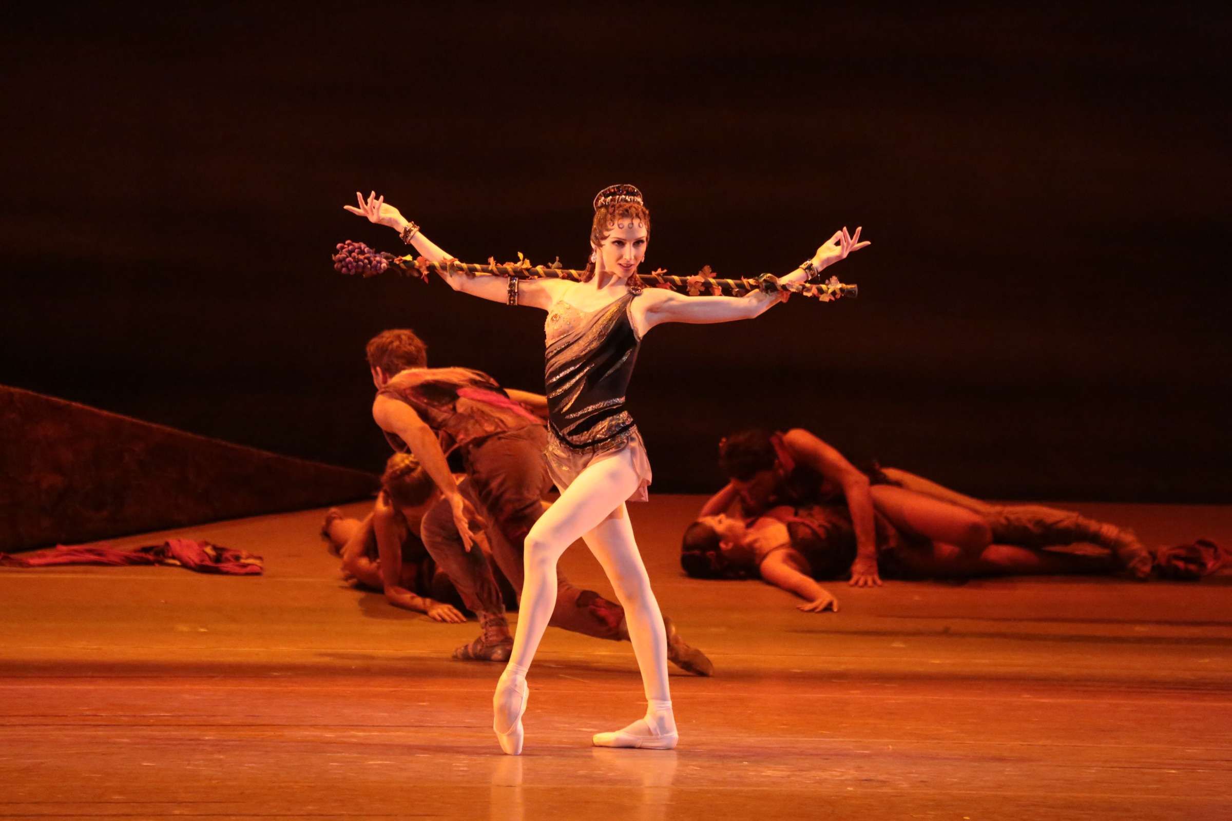 Svetlana Zakharova as Aegina in <i>Spartacus</i> © Damir Yusupov | Bolshoi Ballet