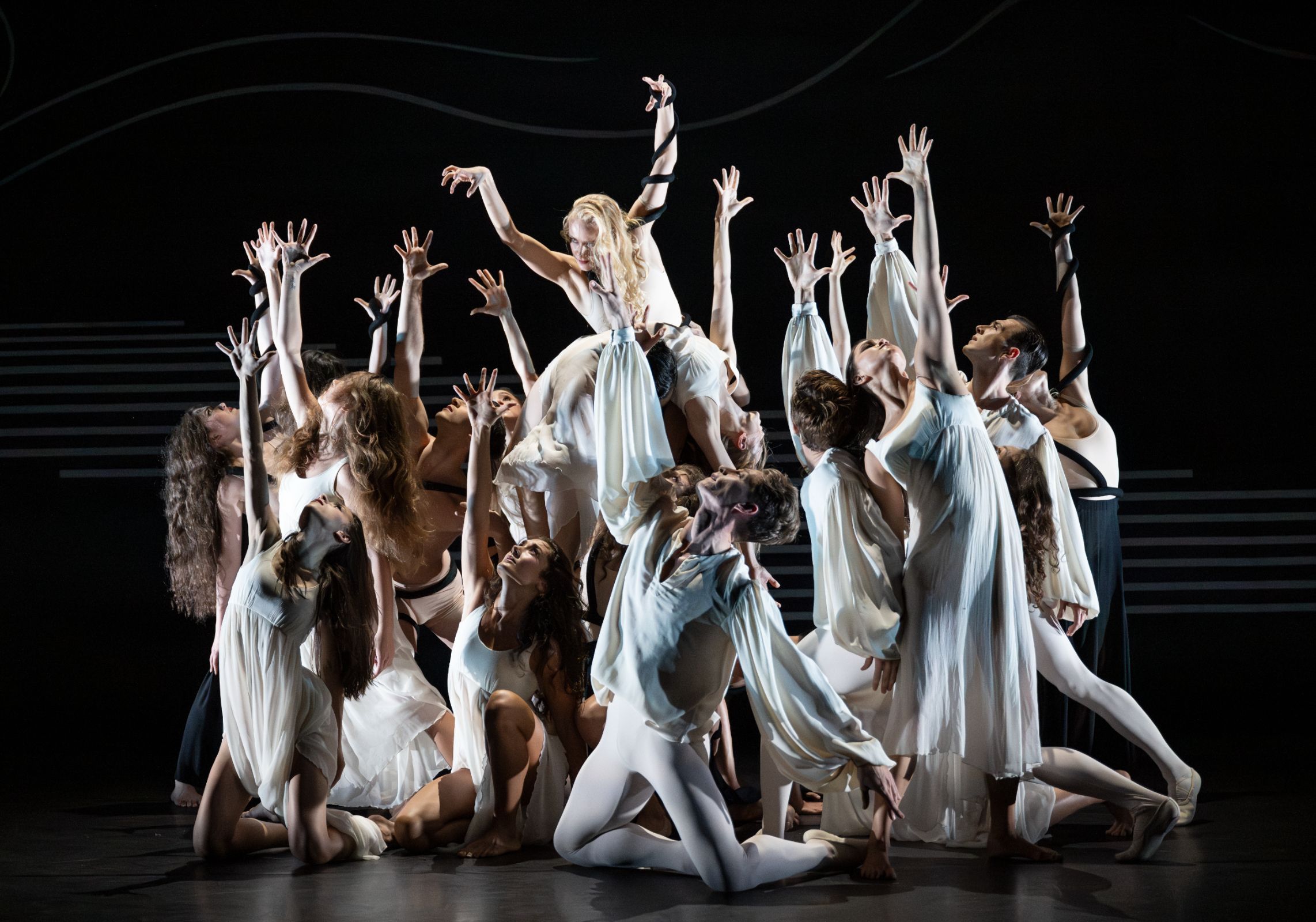 The Sarasota Ballet in Sir Frederick Ashton's <i>Dante Sonata</i> &copy; Foteini Christofilopoulou