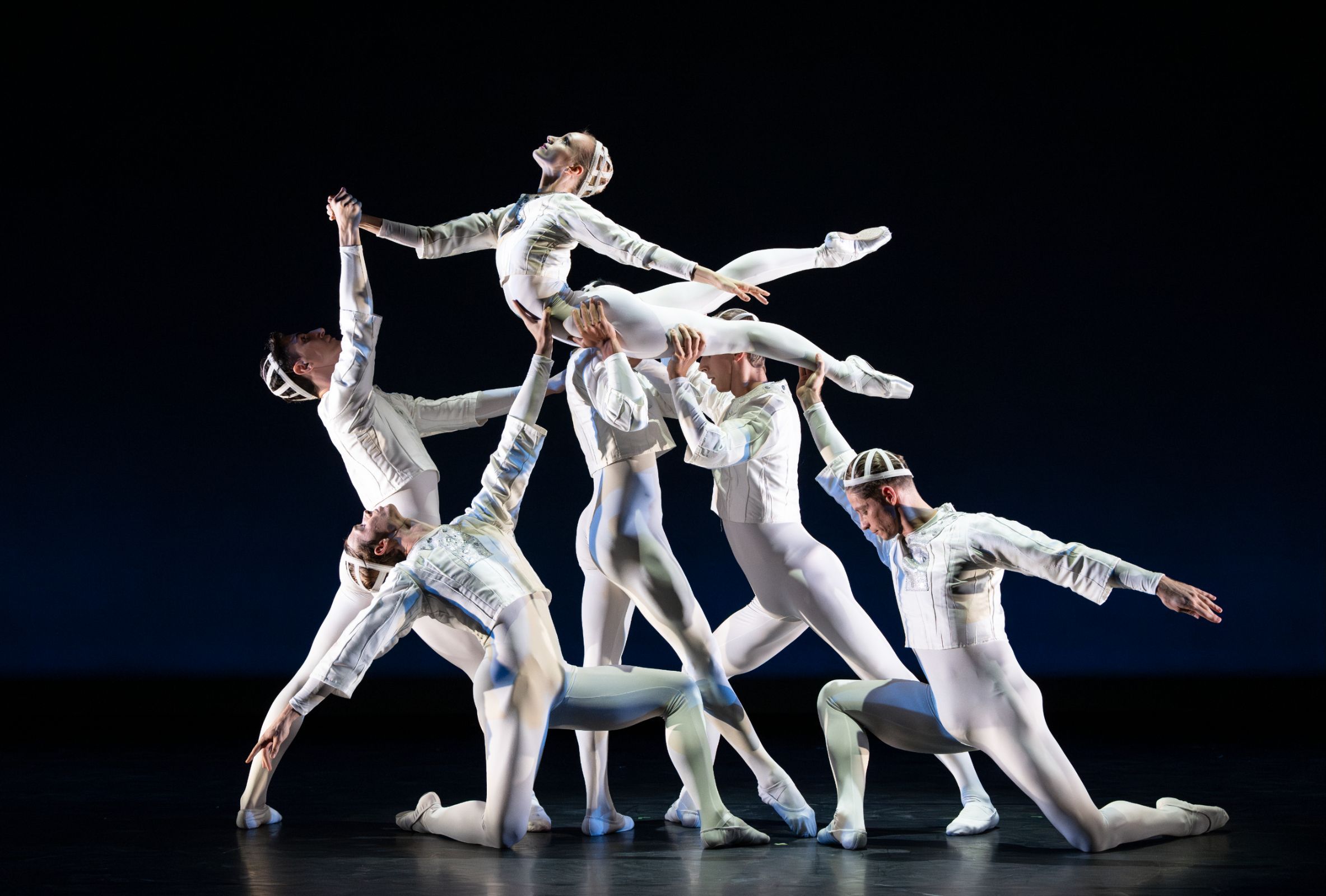 The Sarasota Ballet in Sir Frederick Ashton's <i>Sinfonietta</i> &copy; Foteini Christofilopoulou