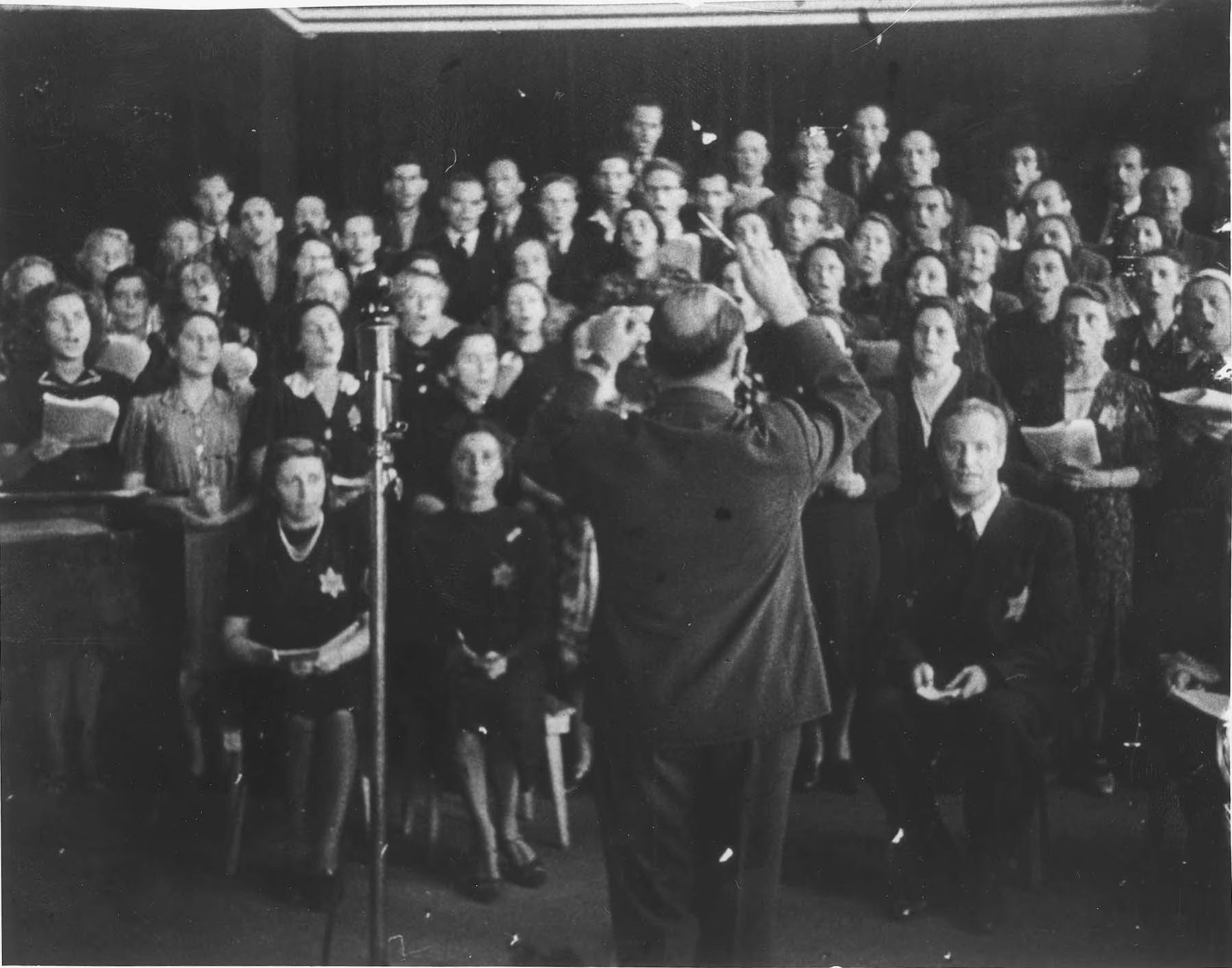 Performance of Mendelssohn’s <i>Elias</i> at Terezín: still from <i>The Führer Gives a City to the Jews</i> &copy; Public domain | Yad Vashem Archives