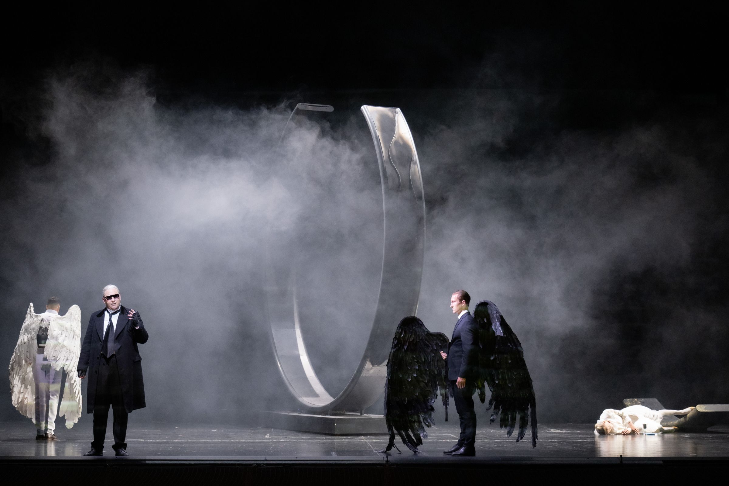 Nicholas Brownlee (PIzarro) &copy; Monika Rittershaus | Dutch National Opera