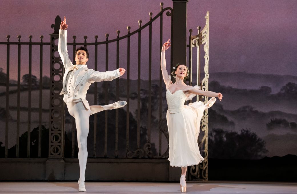 Reece Clarke and Marianela Nu&ntilde;ez in <i>Les Rendezvous</i> &copy; Tristram Kenton