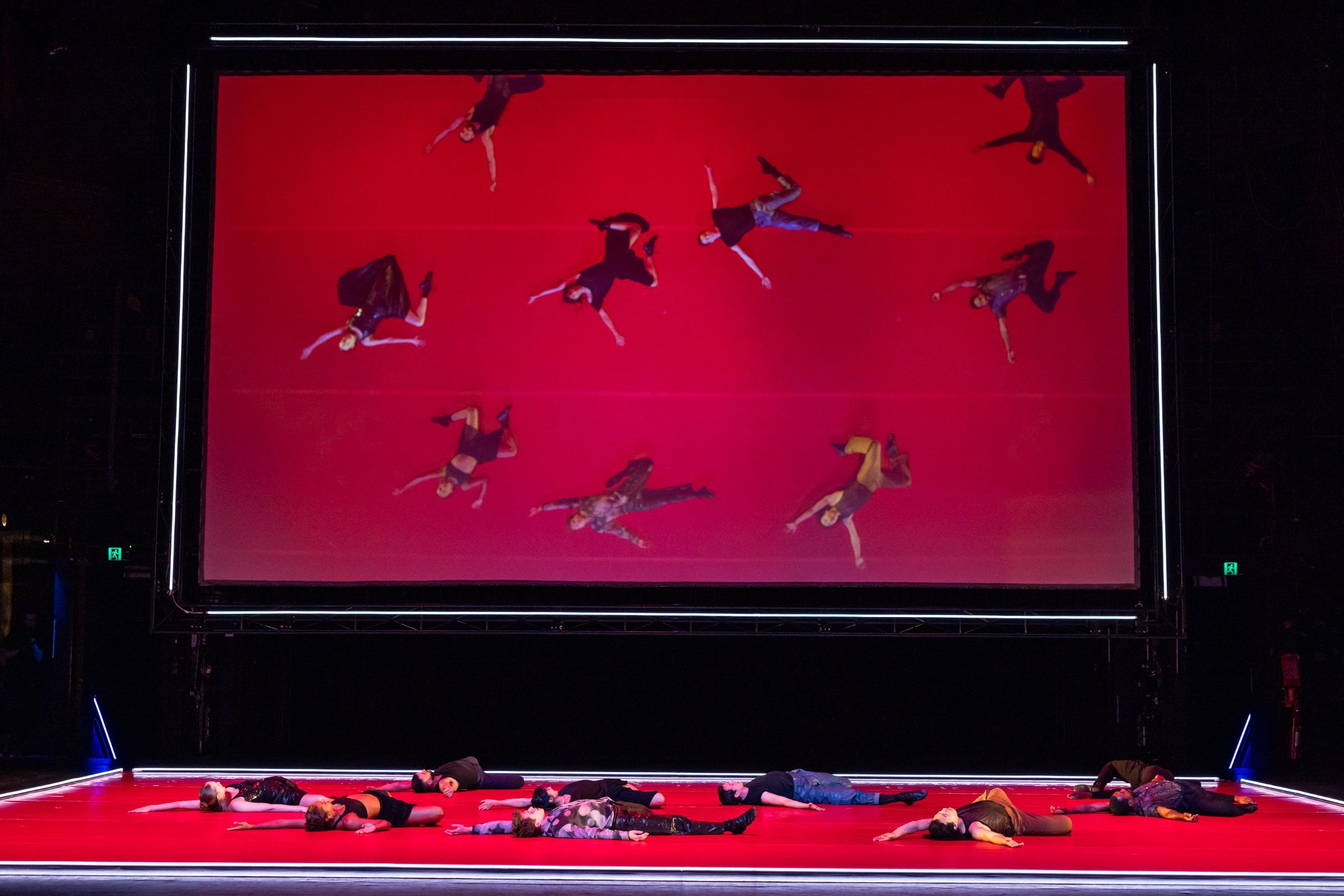 L.A. Dance Project in Benjamin Millepied's <i>Romeo and Juliet Suite</i> © Daniel Boud