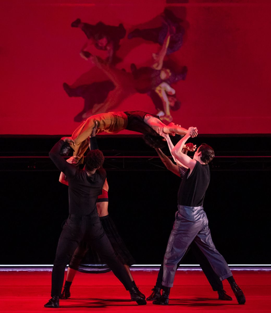 L.A. Dance Project in Benjamin Millepied's <i>Romeo and Juliet Suite</i> © Daniel Boud