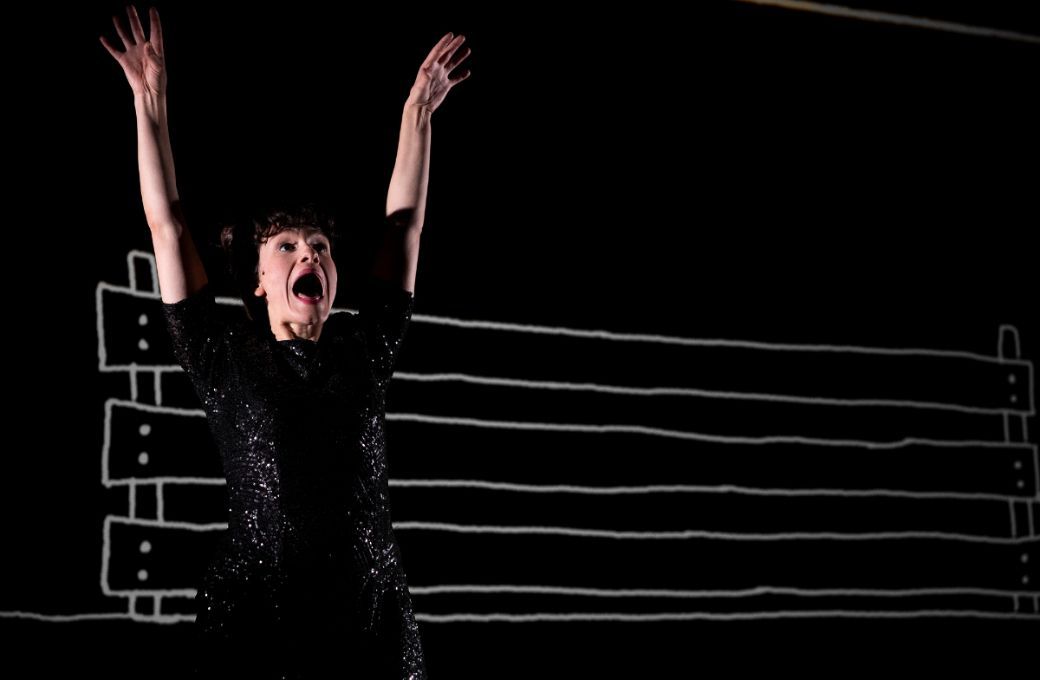 Sarah Defrise dans <i>I hate new music</i> &copy; Aur&eacute;lie Ayer