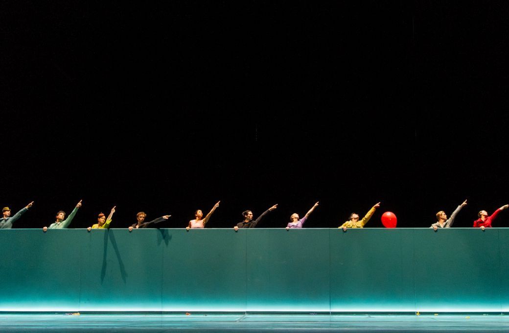 Norwegian National Ballet in Mats Ek's <i>A Sort Of ...</i> © Erik Berg