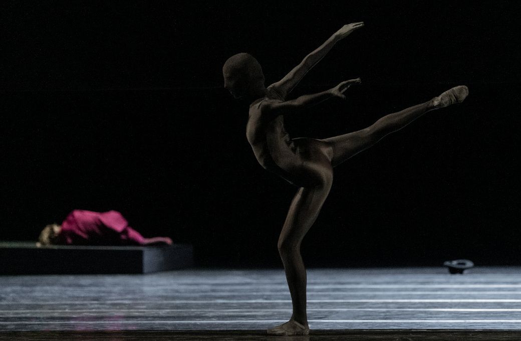 Veronika Selivanova as She in Mats Ek's <i>She was black</i> © Erik Berg