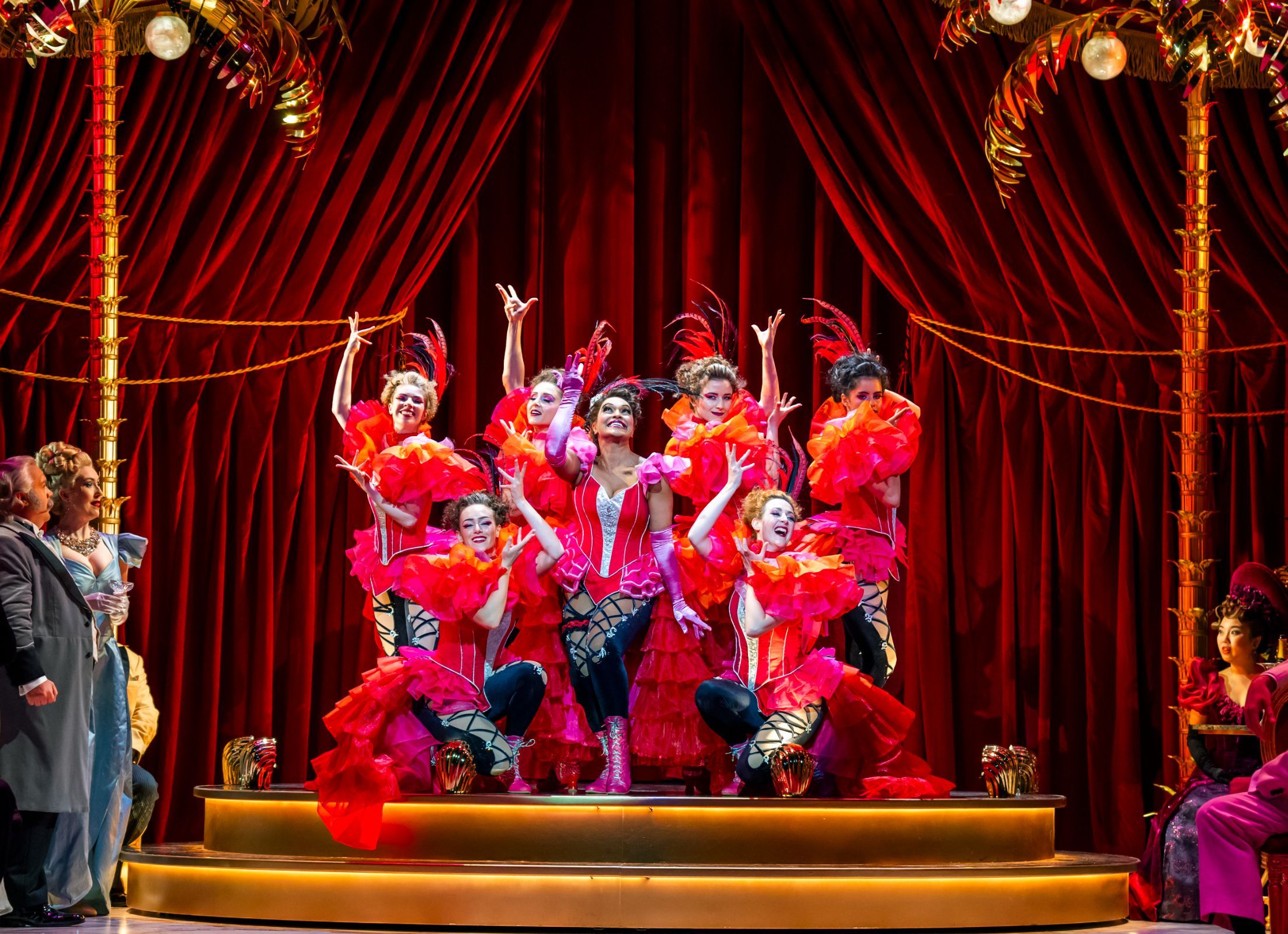 Danielle de Niese (Hanna) and cancan dancers &copy; Glyndebourne Productions Ltd. Photo: Tristram Kenton