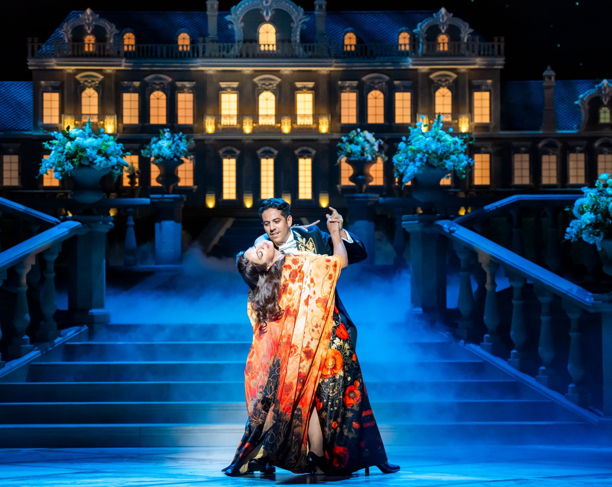 Danielle de Niese (Hanna) and Germán Olvera (Danilo) &copy; Glyndebourne Productions Ltd. Photo: Tristram Kenton