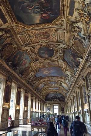 Inside the Louvre &copy; Mark Pullinger