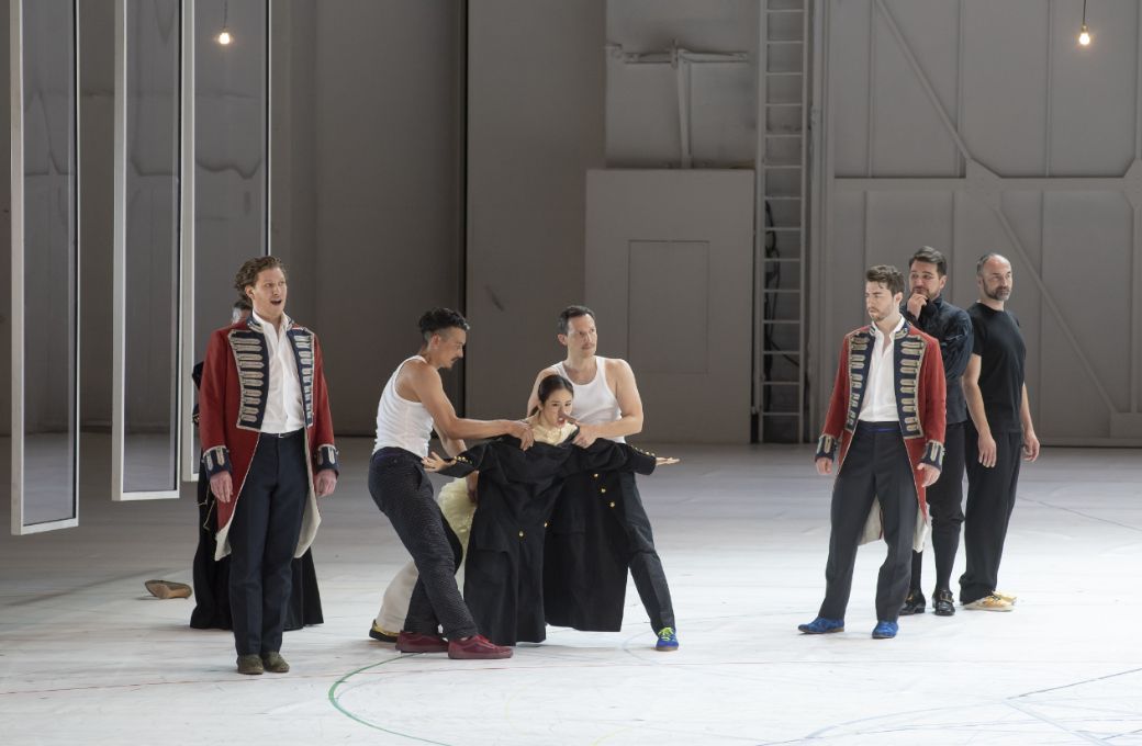 <i>Cos&igrave; fan tutte</i> au Palais Garnier &copy; Beno&icirc;te Fanton / Op&eacute;ra national de Paris
