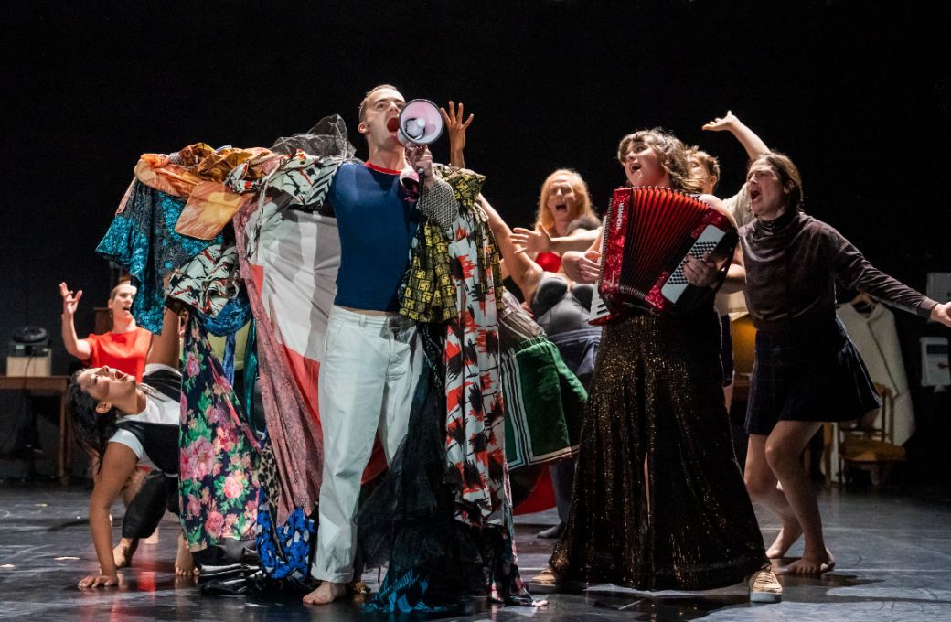 Deepa Johnny, Meriel Price, Collin Shay, K. Green, Sally Swanson, Conor Gricmanis, Katherine Goforth © Tristram Kenton