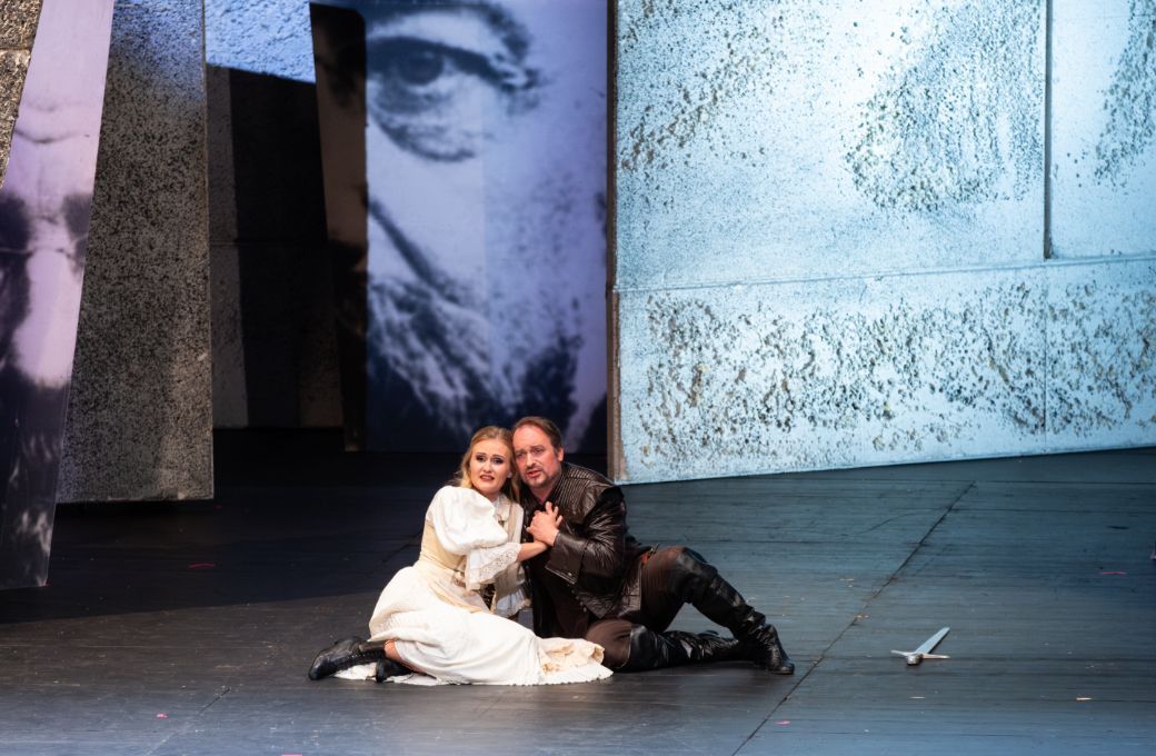 Veronika Kaiserová (Katuška), Martin Šrejma (Jarek) © František Renka