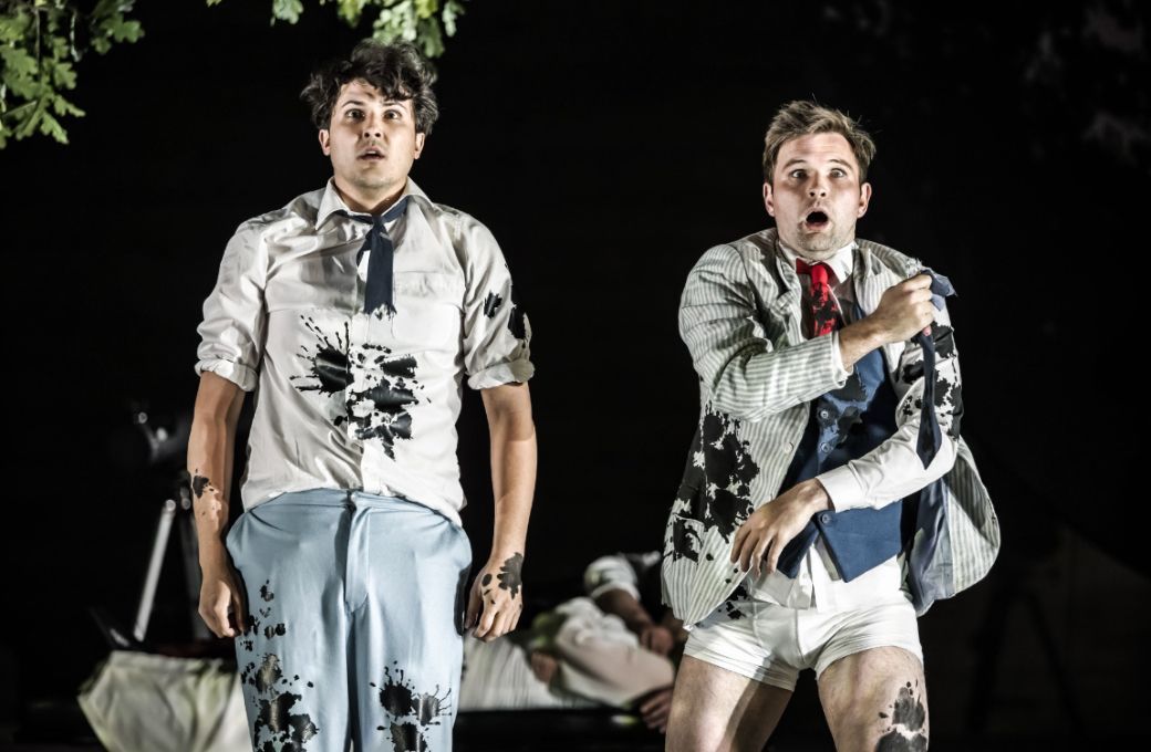 Caspar Singh (Lysander) and James Newby (Demetrius) © Craig Fuller