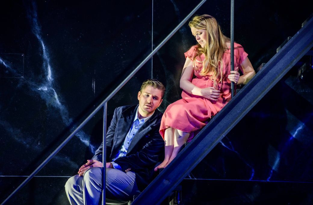 Samuel Hasselhorn (Pelléas) und Chloë Morgan (Mélisande) © Bettina Stoess