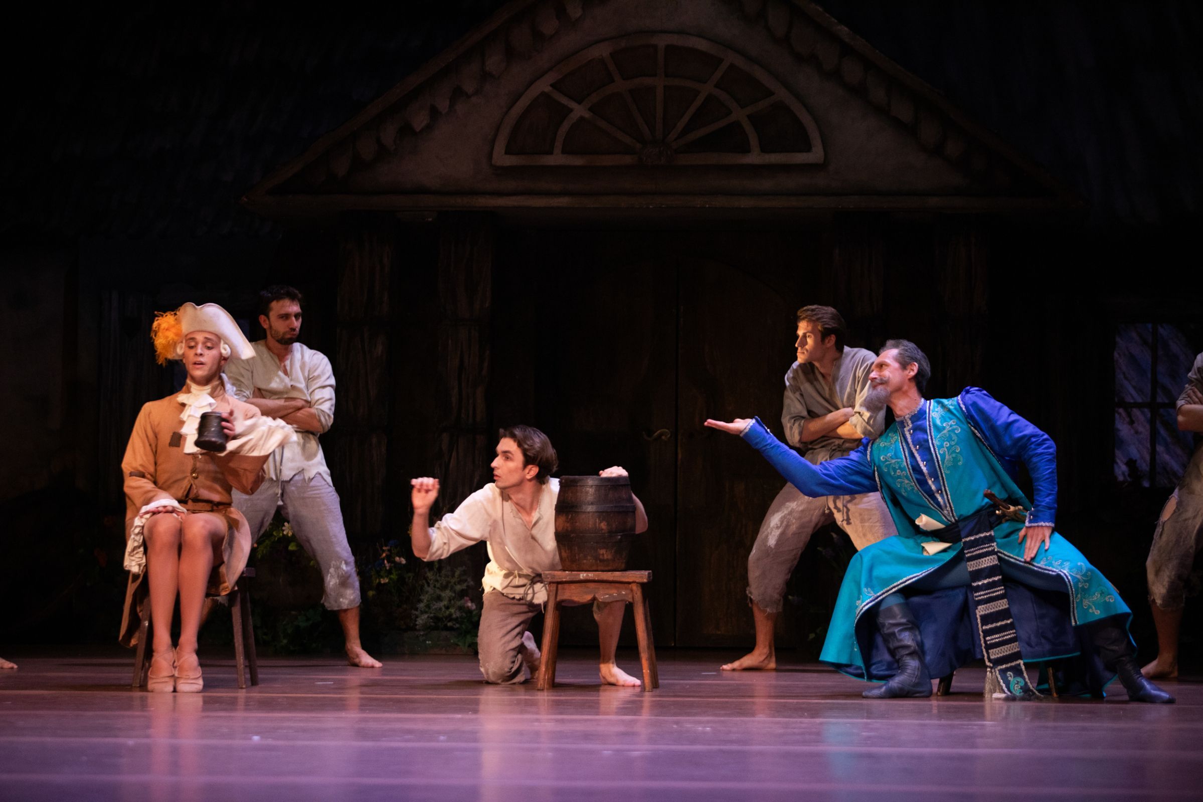 Polish National Ballet in Conrad Drzewiecki's <i>Sarmatian Parable</i> &copy; Ewa Krasucka