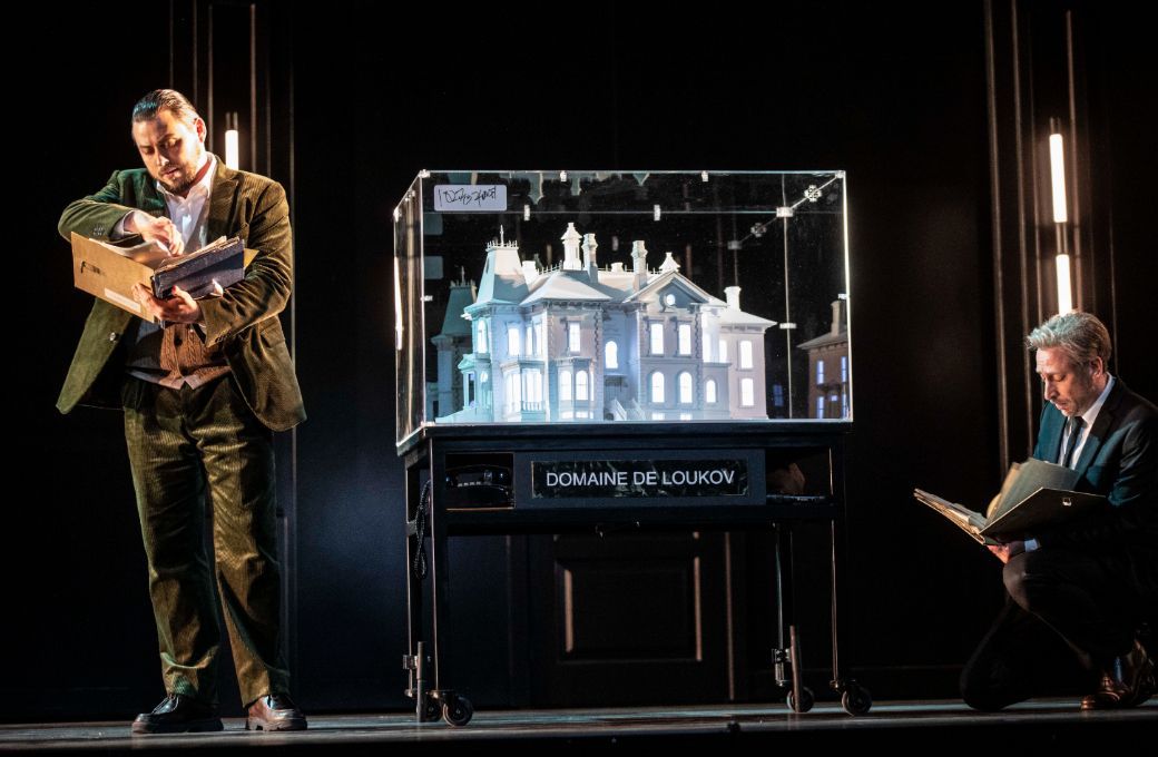 <i>L'Affaire Makropoulos</i> &agrave; l'Op&eacute;ra de Lyon &copy; Jean-Louis Fernandez