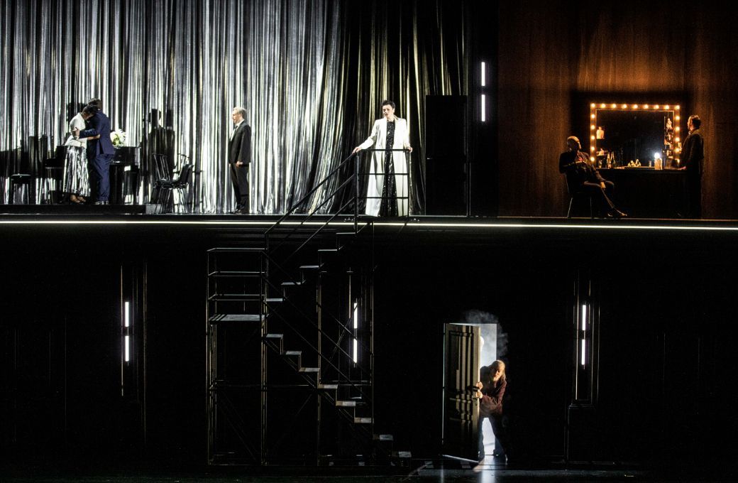 <i>L'Affaire Makropoulos</i> &agrave; l'Op&eacute;ra de Lyon &copy; Jean-Louis Fernandez