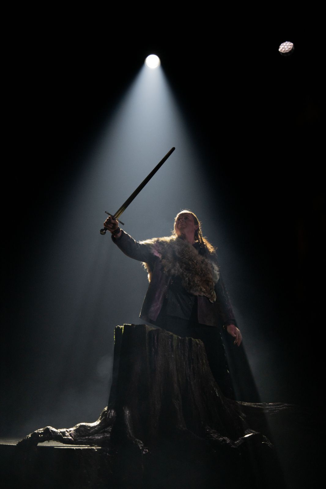 Mark Le Brocq (Siegmund) &copy; Matthew WIlliams-Ellis