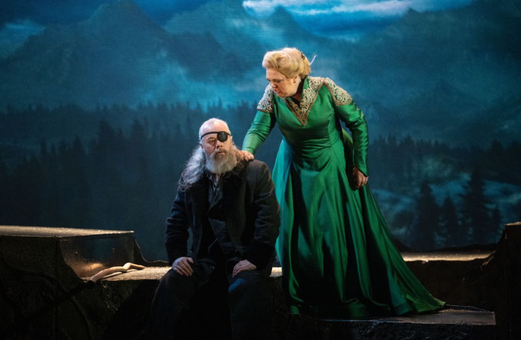 Paul Carey Jones (Wotan), Madeleine Shaw (Fricka) &copy; Matthew WIlliams-Ellis