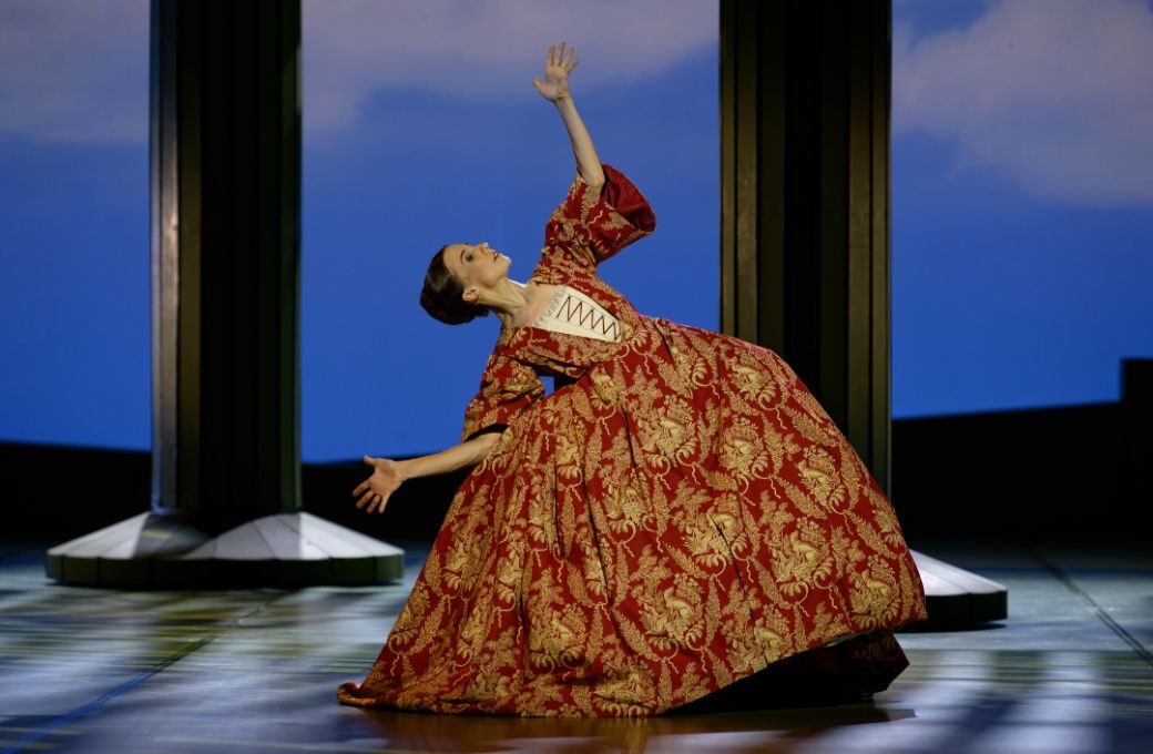 Julija Stankevičiūtė in Angelin Preljocaj's <i>Le Parc</i> © Martynas Aleksa