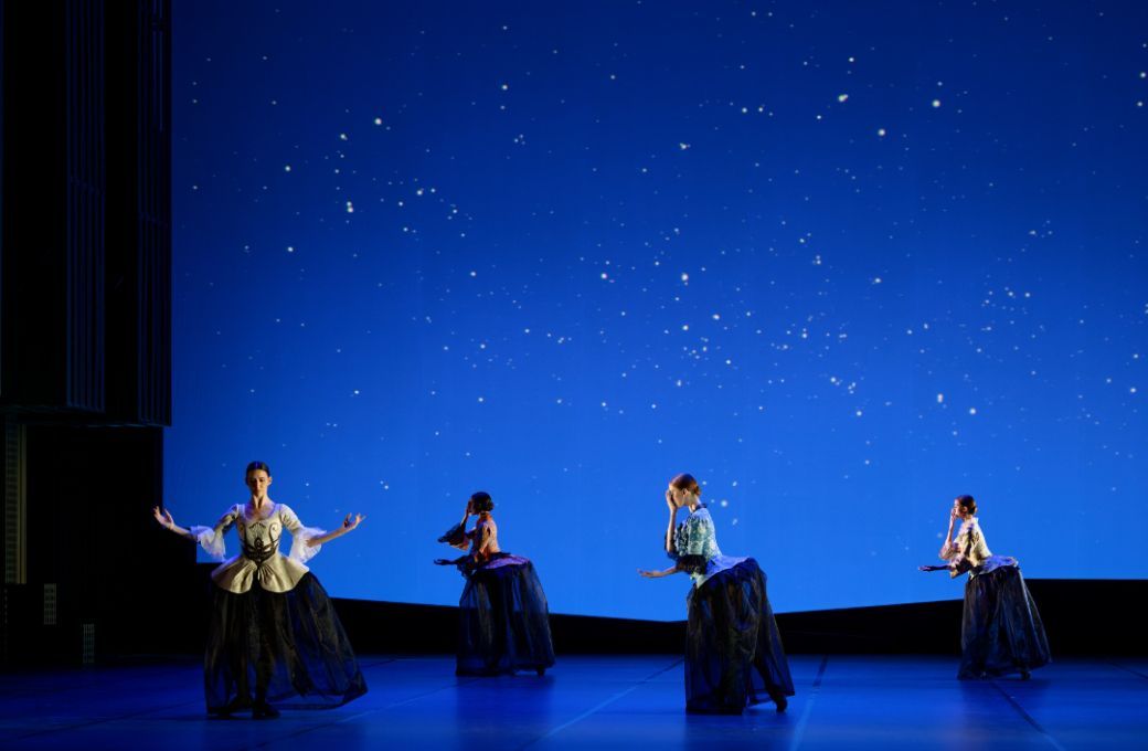 Lithuanian National Ballet in Angelin Preljocaj's <i>Le Parc</i> &copy; Martynas Aleksa