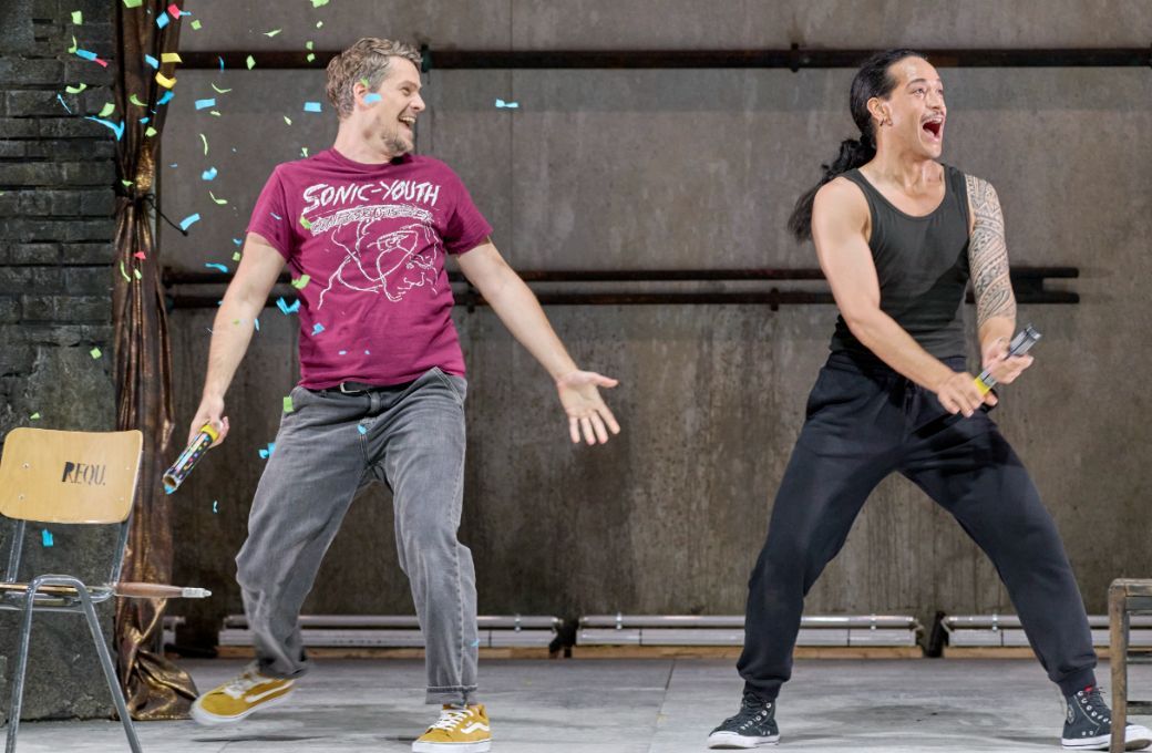 Peter Kellner (Guglielmo) und Filipe Manu (Ferrando) &copy; Wiener Staatsoper | Michael P&ouml;hn