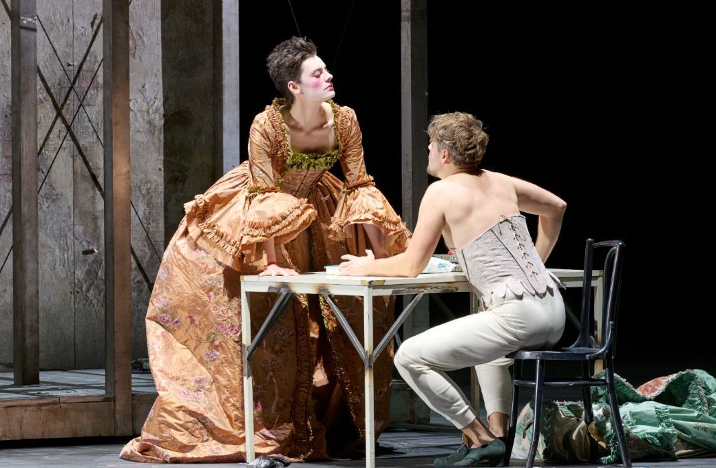 Emily D&rsquo;Angelo (Dorabella) und Peter Kellner (Guglielmo) &copy; Wiener Staatsoper | Michael P&ouml;hn