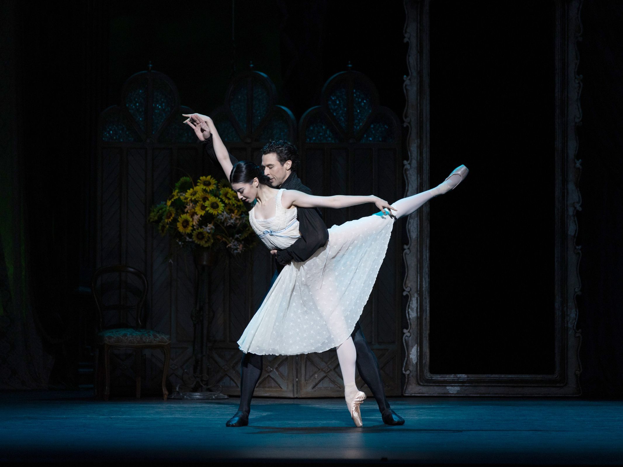 Chloe Misseldine as Tatiana and Thomas Forster as <i>Onegin</i> in John Cranko's <i>Onegin</i> &copy; Rosalie O'Connor