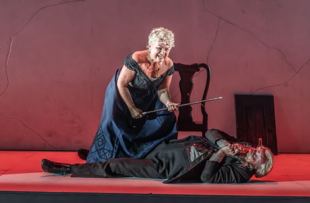 Susan Bullock (Kabanicha) and Clive Bayley (Dik&oacute;j) &copy; Marc Brenner