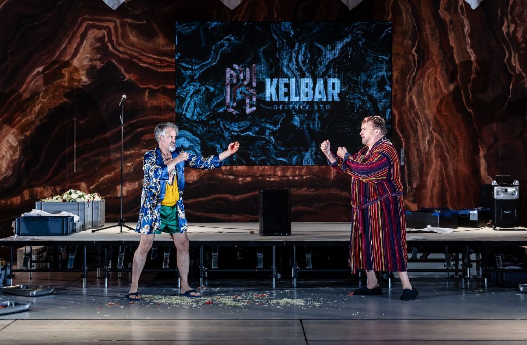 Grant Doyle (La Rocca), Henry Waddington (Il Barone di Kelbar) &copy; Julian Guidera