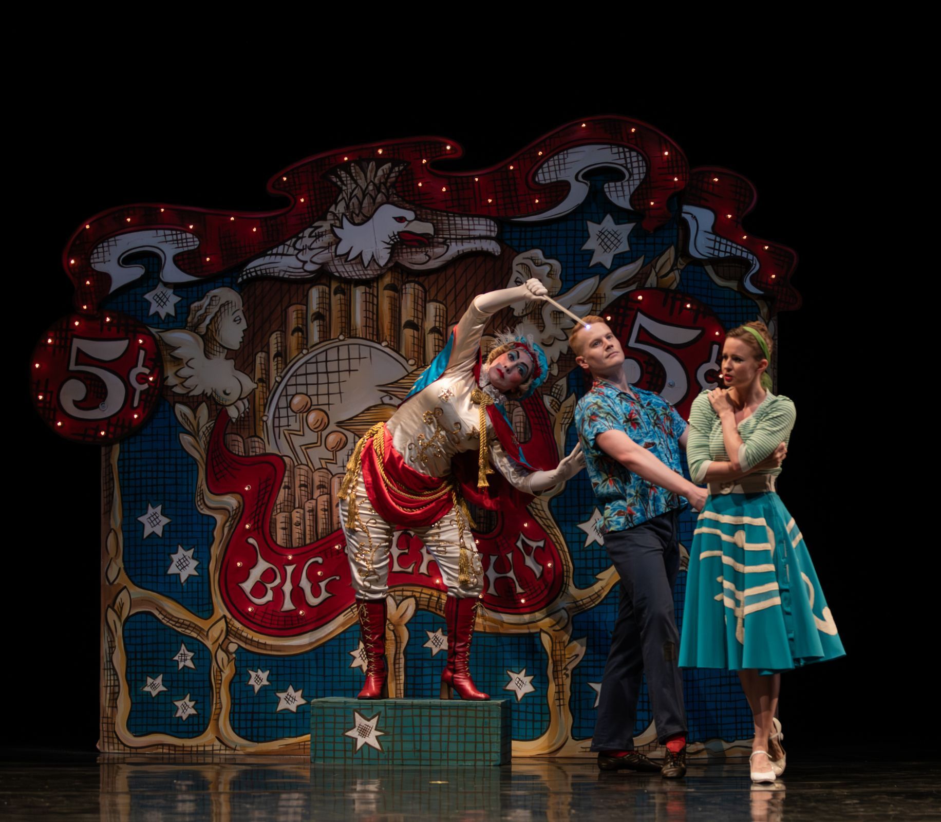 Paul Taylor Dance Company in <i>Big Bertha</i> © Ron Thiele